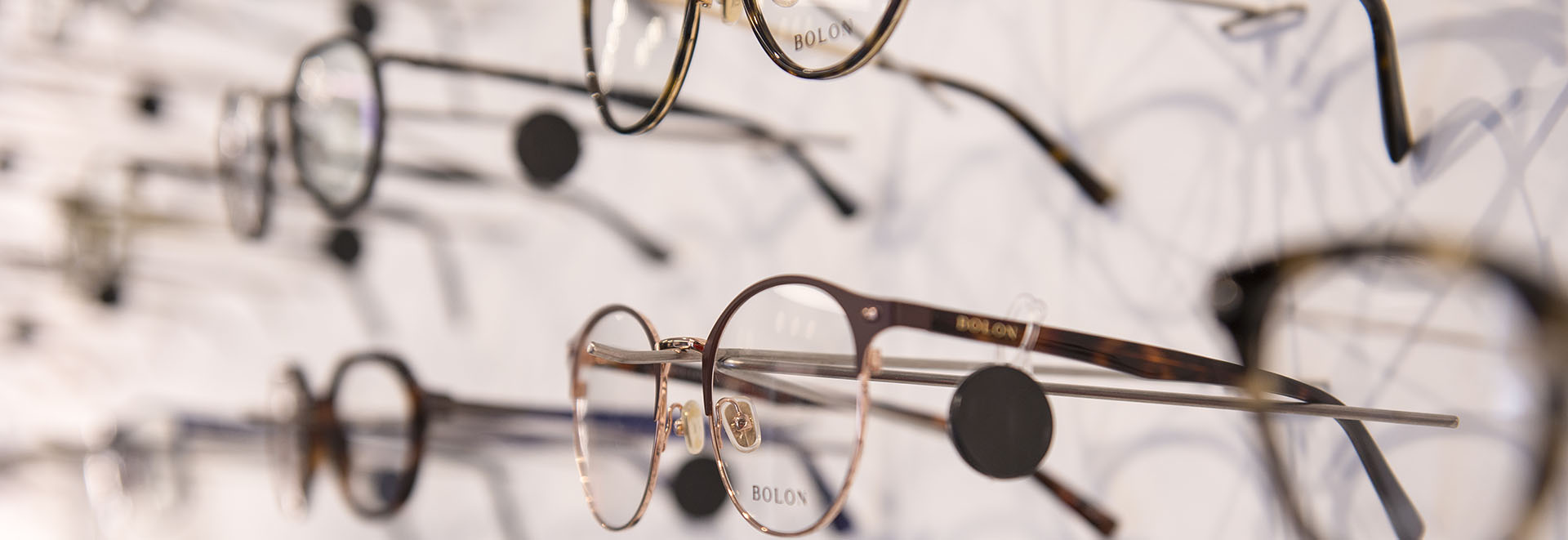 Optiek Pieters Kortrijk - Brillen, lenzen, zonnebrillen